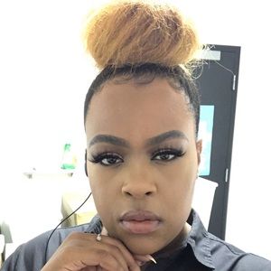 Meet your Posher, Beneisha